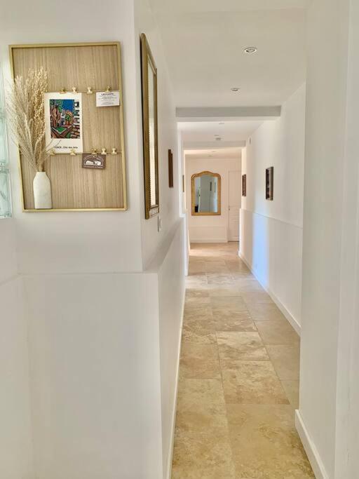 La Reposee, Bas De Villa En Plein Coeur De Vence Exterior photo